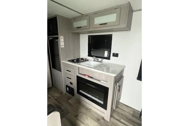 $950 : Rento Rv image 6