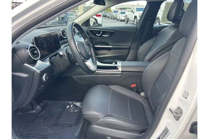 $34300 : Mercedes-Benz C-Class 2025 C image 10
