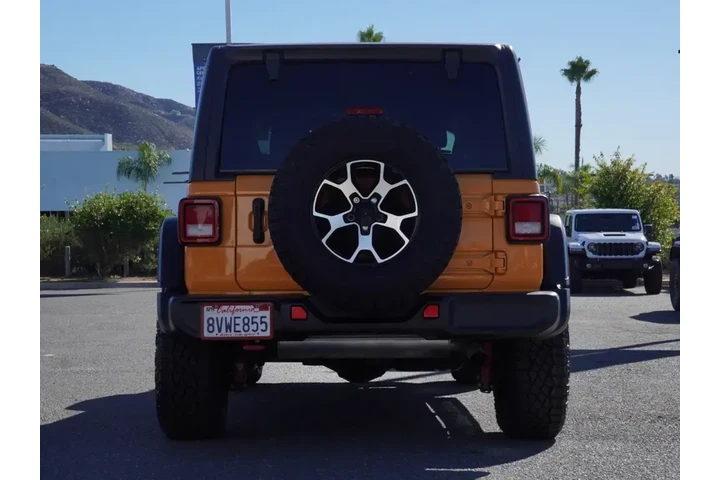 $31795 : Jeep Wrangler Unlimited 2021 image 5