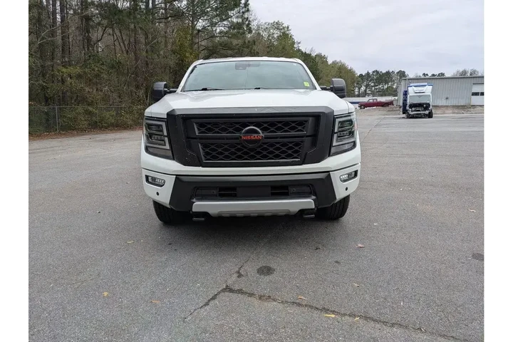 $33491 : Nissan Titan XD 2022 4x4 PRO image 3