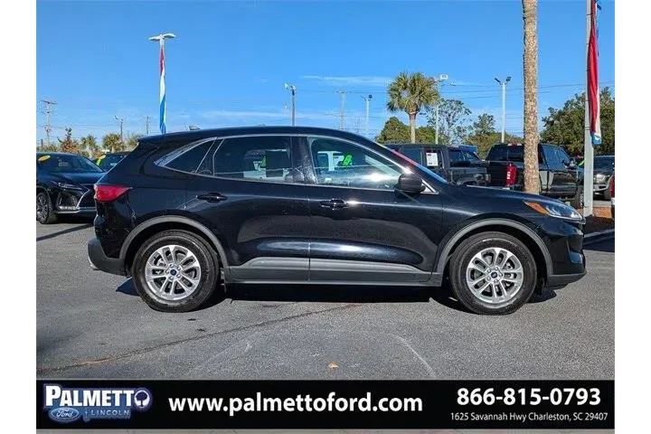 $19350 : Ford Escape 2022 SE 4dr SUV image 3
