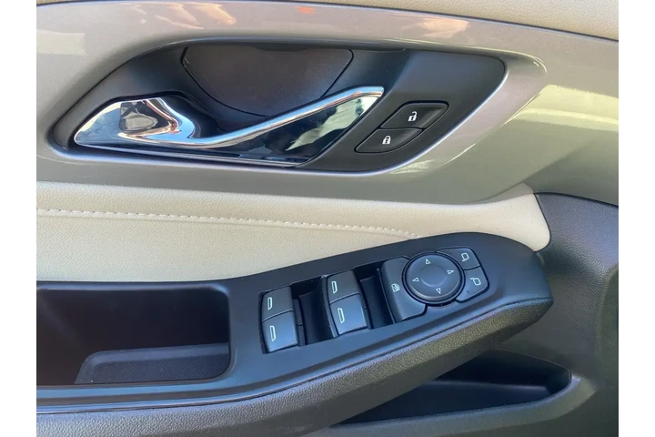 $27485 : Chevrolet Traverse 2023 LS 4 image 10