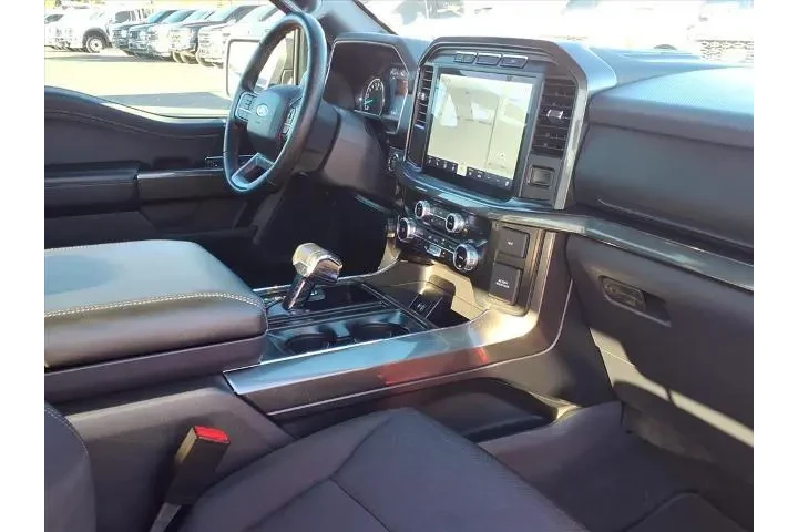 $37691 : Ford F-150 2023 4x2 XLT 4dr image 10