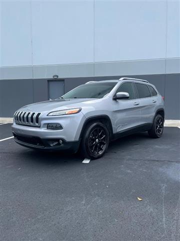 $8995 : 2014 Cherokee Latitude FWD image 3