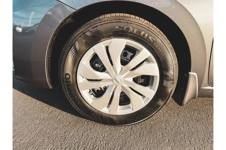 $20477 : Nissan Versa 2025 S 4dr Seda image 9