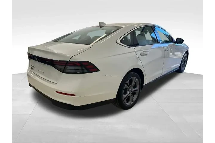 $25892 : Honda Accord 2024 EX 4dr Sed image 7