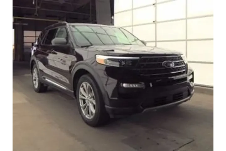 $33955 : Ford Explorer 2022 AWD XLT 4 image 4