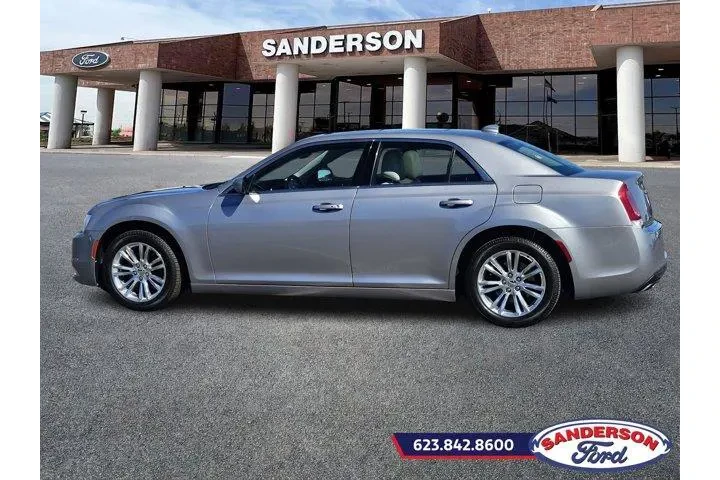 $11888 : Chrysler 300 2017 Limited 4d image 6