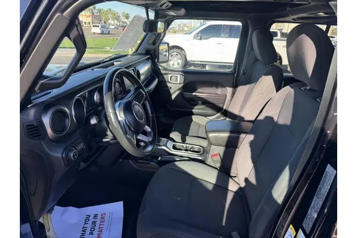 $22799 : Jeep Gladiator 2020 4x4 Spor image 9