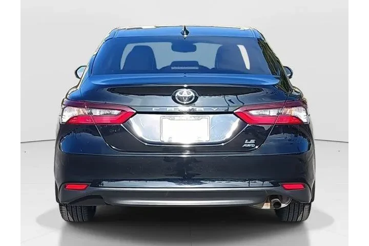 $21684 : Toyota Camry 2023 AWD LE 4dr image 6