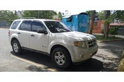FORD ESCAPE HIBRIDA 2009 en Santo Domingo