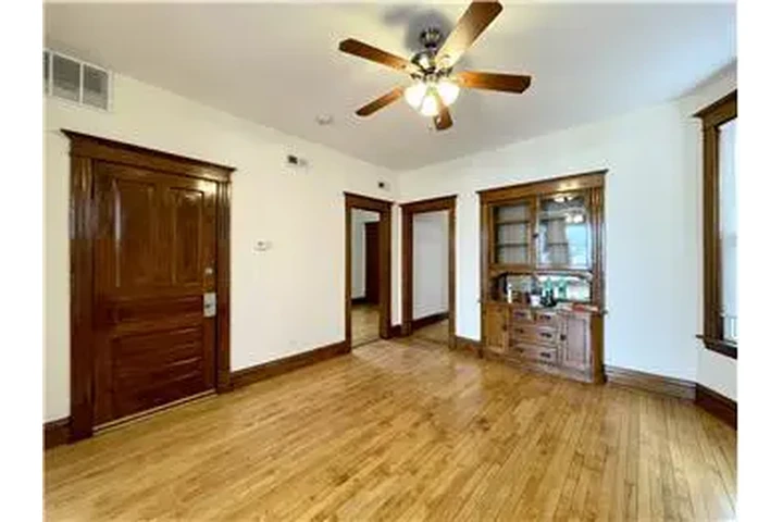 $2750 : Rental property with 3 bedro image 9