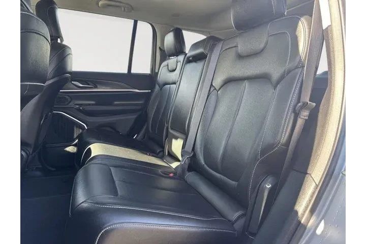 $28991 : Jeep Grand Cherokee 2023 4x4 image 10