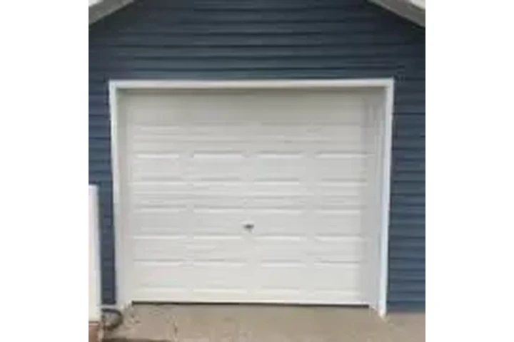 RUBEN RANGEL GARAGE DOORS image 1