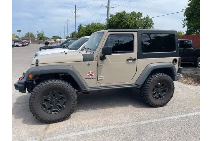 $18800 : Jeep Wrangler 2016 4x4 Sport image 7