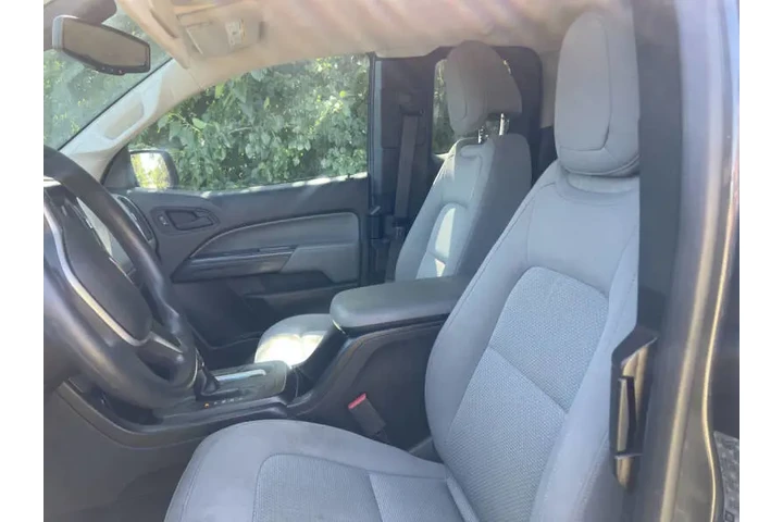 $17995 : 2017 Colorado Work Truck image 5