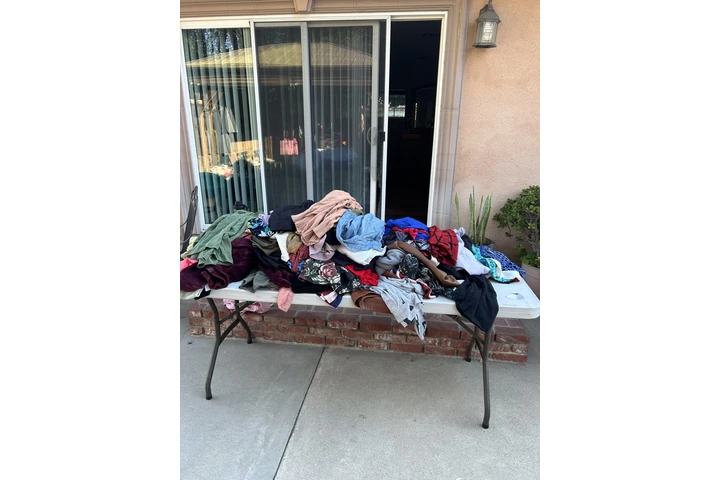 $1 : Gran venta de garage/nov. 08, image 10