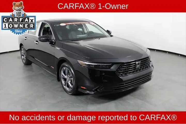 $28376 : Honda Accord Hybrid 2024 EX- image 4