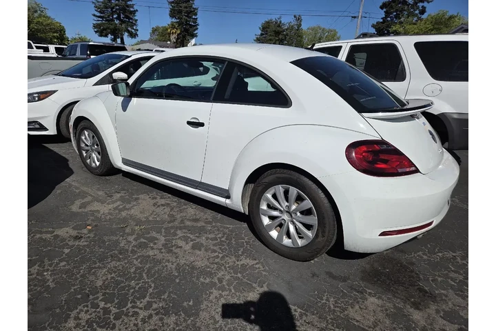 $14500 : Volkswagen Beetle 2018 2.0T image 6