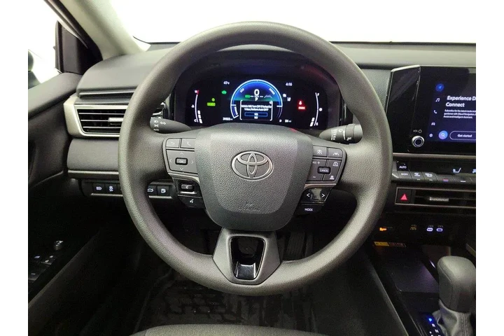 $26998 : Toyota Camry 2025 LE 4dr Sed image 10