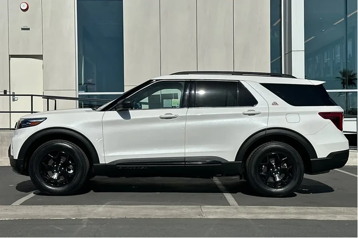 $30800 : Ford Explorer 2022 AWD Timbe image 6