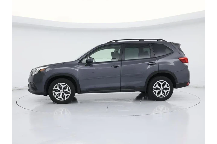 $30998 : Subaru Forester 2024 AWD Pre image 3