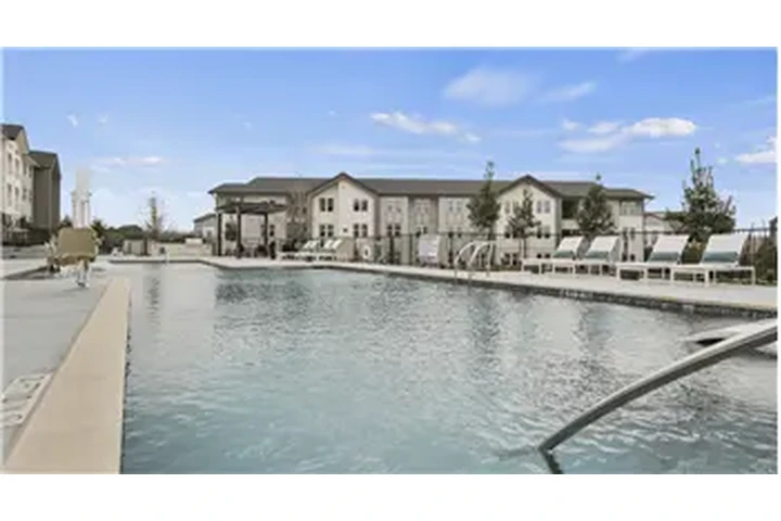 $2470 : Rental property with 2 bedro image 1