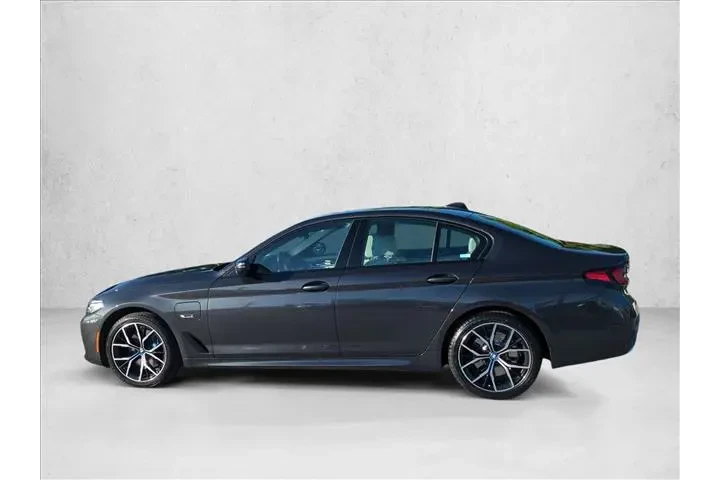 $34729 : BMW 5 Series 2023 530e 4dr S image 9