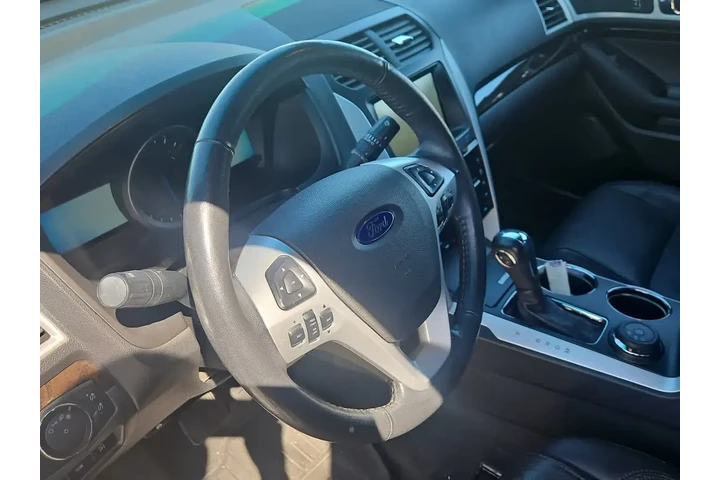 $12500 : Ford Explorer 2014 AWD Limit image 2