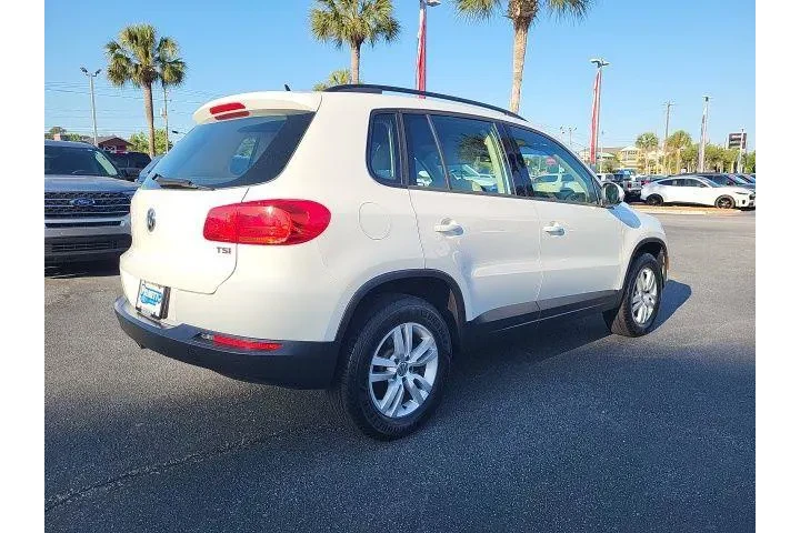 $14998 : Volkswagen Tiguan 2016 2.0T image 2
