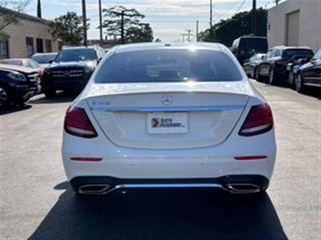 $21990 : 2018 MERCEDES-BENZ E-CLASS201 image 6