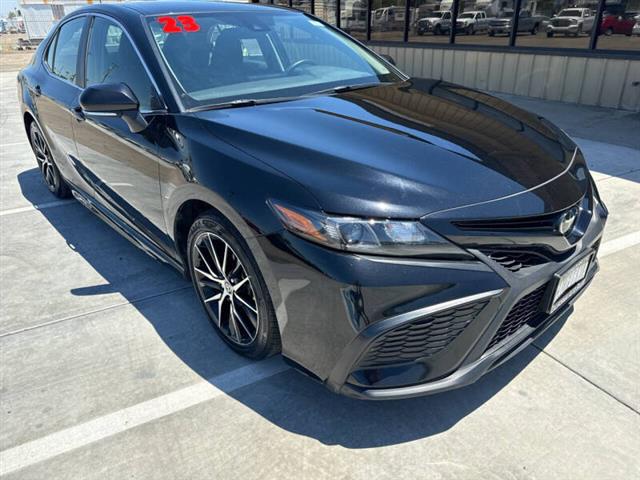 $26999 : 2023 Camry SE image 8