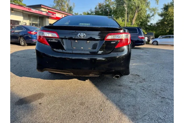 $9899 : 2014 Camry SE image 6