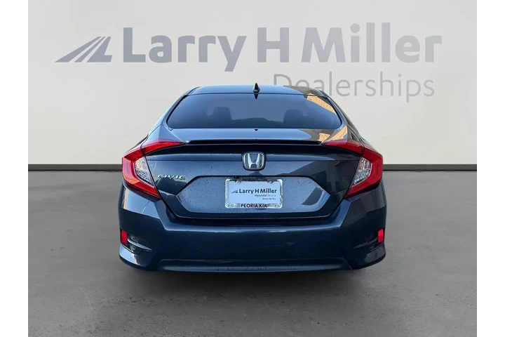 Honda Civic 2016 EX-T 4dr Se image 4