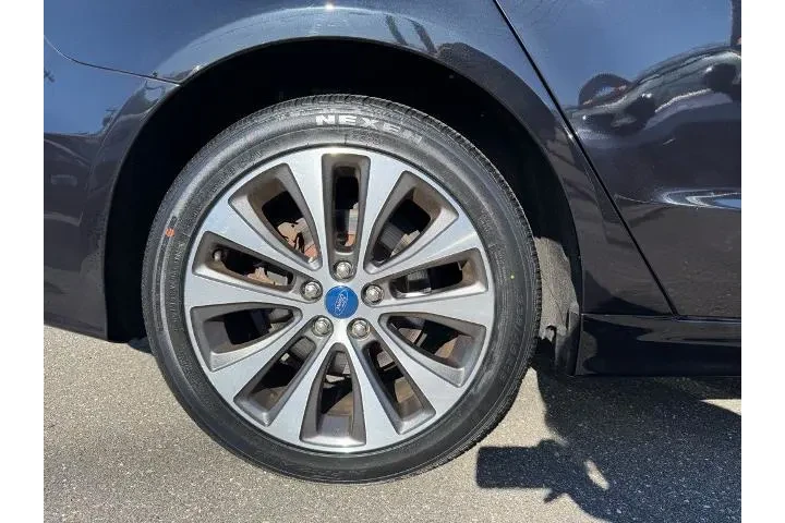 $15900 : Ford Fusion 2019 AWD SE 4dr image 6