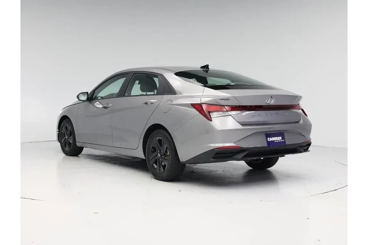 $20998 : Hyundai ELANTRA 2023 SEL 4dr image 2