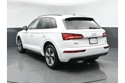 $19218 : Audi Q5 2020 AWD quattro Pre thumbnail