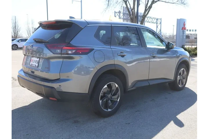 $23377 : Nissan Rogue 2025 AWD SV 4dr image 10