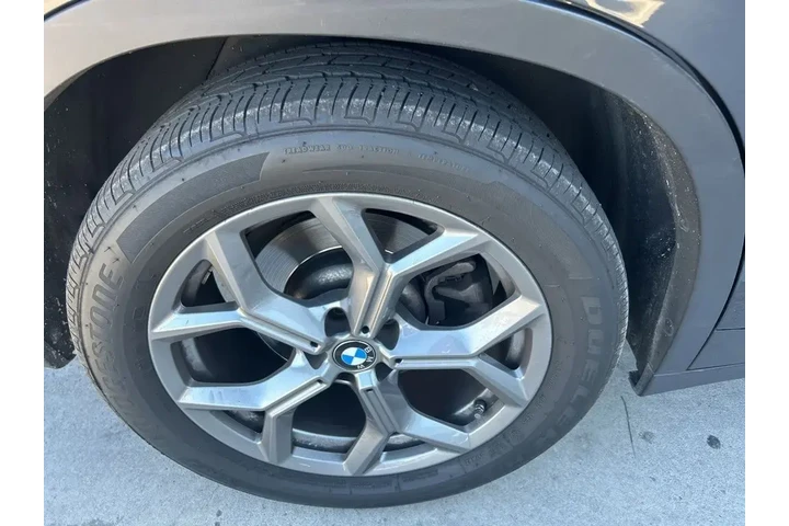 $27988 : BMW X3 2021 AWD xDrive30i 4d image 6