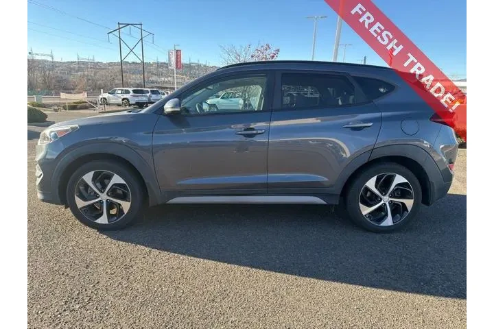 $12874 : Hyundai TUCSON 2018 Value 4d image 4