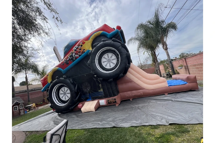 Monster truck image 3