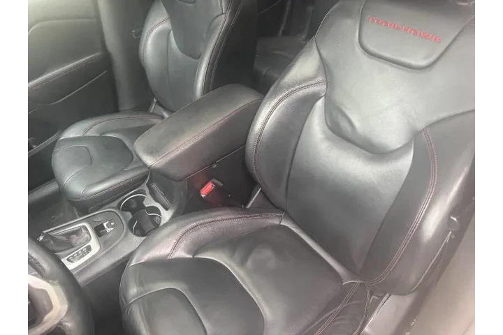 $10000 : 2015 Cherokee Trailhawk image 8
