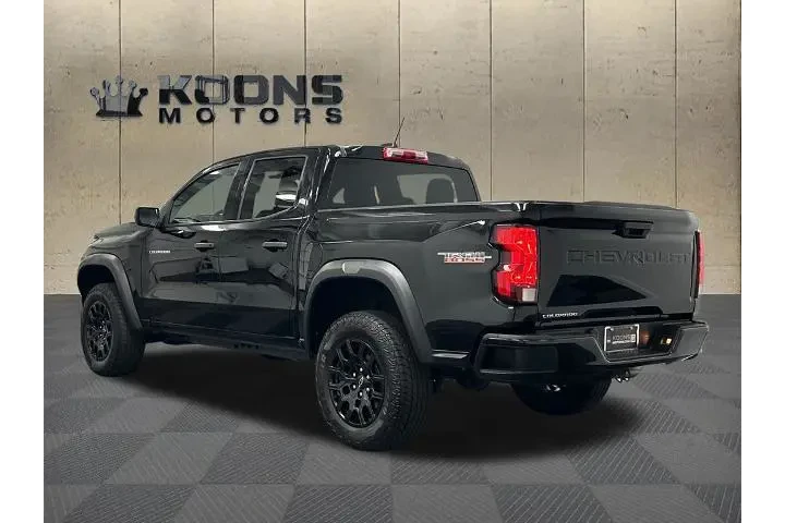$32000 : Chevrolet Colorado 2023 4x4 image 6