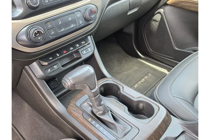 $33490 : GMC Canyon 2019 4x4 Denali 4 image 10