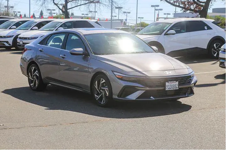 $21491 : Hyundai ELANTRA 2025 SEL Con image 6