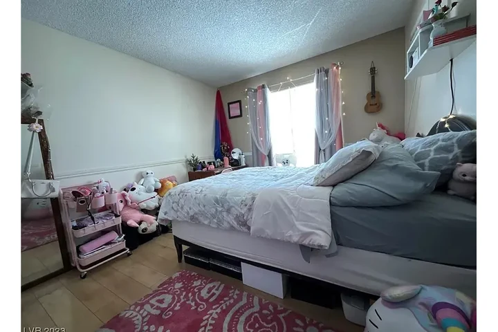 $800 : Room for Rent Cuarto en Renta image 6