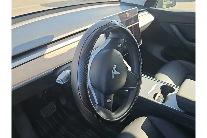 $23500 : Tesla Model Y 2021 AWD Long image 2