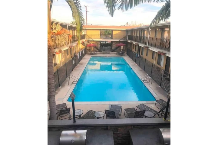 $900 : Renta de un cuarto image 3