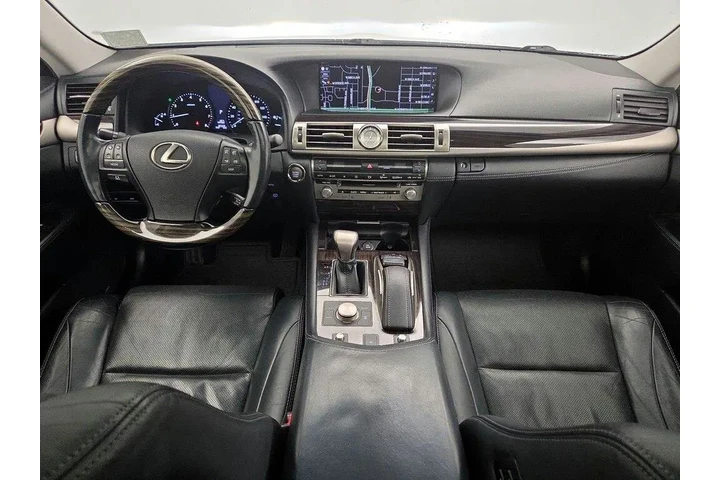 $28998 : Lexus LS 460 2017 4dr Sedan image 9