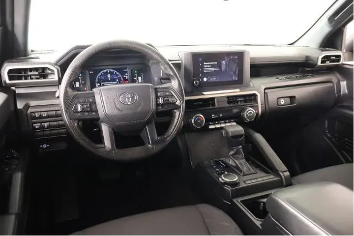 $38335 : Toyota Tacoma 2024 4x4 SR 4d image 2